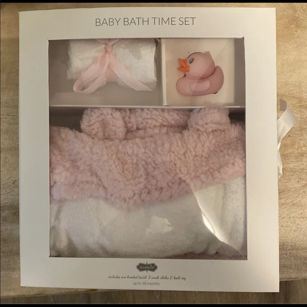 Nwt mud pie baby girl bath set